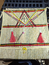 Load image into Gallery viewer, Straw Handbag / Djakout Kouzen